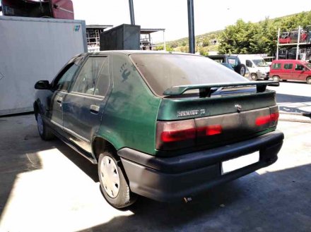 Vehiculo en el desguace: RENAULT 19 (B/C/L53) B5305