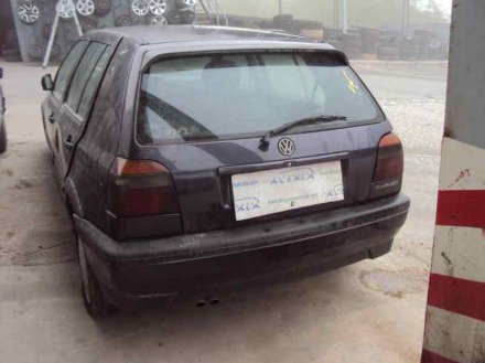 Vehiculo en el desguace: VOLKSWAGEN GOLF III BERLINA (1H1) GTI