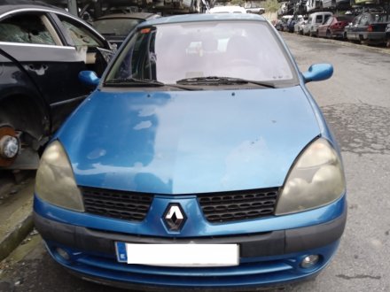 Vehiculo en el desguace: RENAULT CLIO II FASE I (B/CBO) 1.2 16V Alize