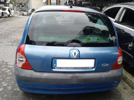 Vehiculo en el desguace: RENAULT CLIO II FASE I (B/CBO) 1.2 16V Alize