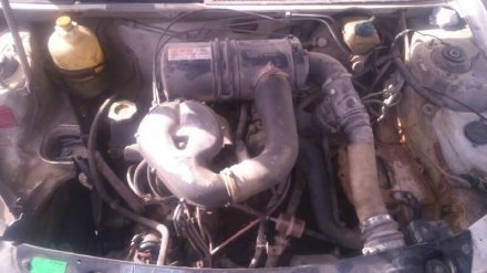 Vehiculo en el desguace: PEUGEOT 205 BERLINA P1F