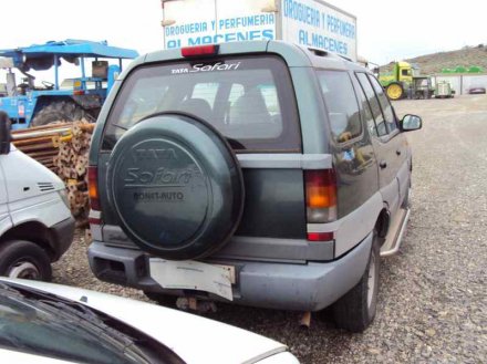 Vehiculo en el desguace: TATA SAFARI *