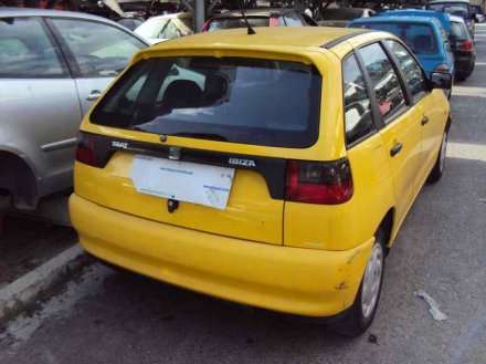 Vehiculo en el desguace: SEAT IBIZA (6K) Básico