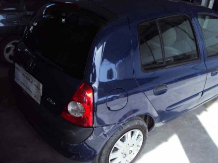 Vehiculo en el desguace: RENAULT CLIO II FASE II (B/CB0) Authentique