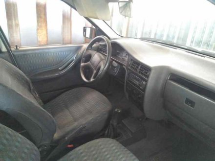 Vehiculo en el desguace: SEAT TOLEDO (1L) Base