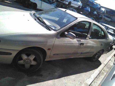 Vehiculo en el desguace: RENAULT MEGANE I CLASSIC (LA0) 1.9 dTi RN (LAON)