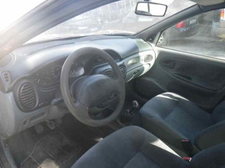 Vehiculo en el desguace: RENAULT MEGANE I CLASSIC (LA0) 1.6e Alize