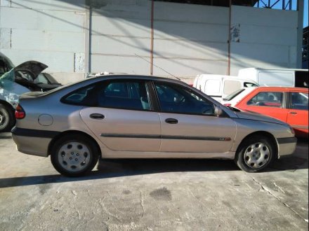 Vehiculo en el desguace: RENAULT LAGUNA (B56) 1.9 dTi RT