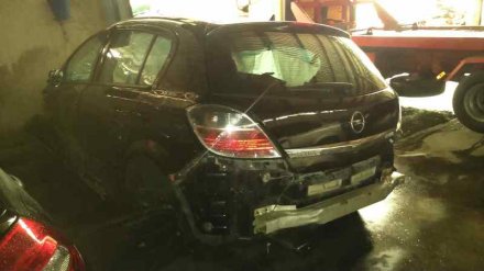 Vehiculo en el desguace: OPEL ASTRA H BER. Sport