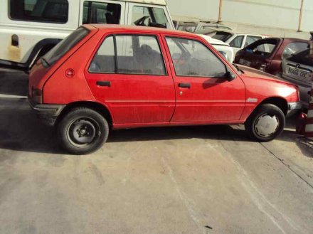 Vehiculo en el desguace: PEUGEOT 205 BERLINA 1.1 Mito