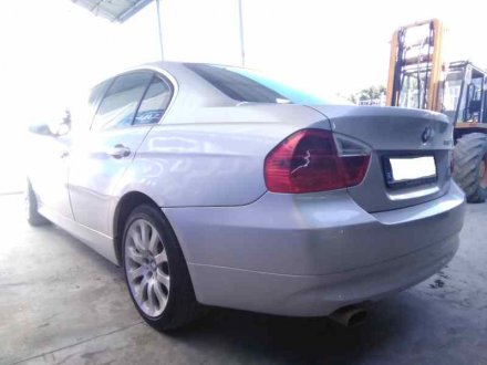 Vehiculo en el desguace: BMW SERIE 3 BERLINA (E90) 318i