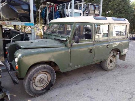 Vehiculo en el desguace: LAND ROVER SANTANA 109