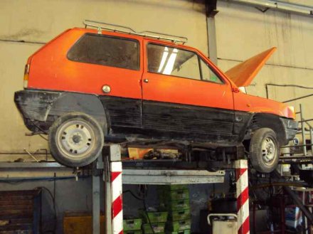 Vehiculo en el desguace: SEAT PANDA *