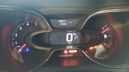 Vehiculo en el desguace: RENAULT CAPTUR Luxe