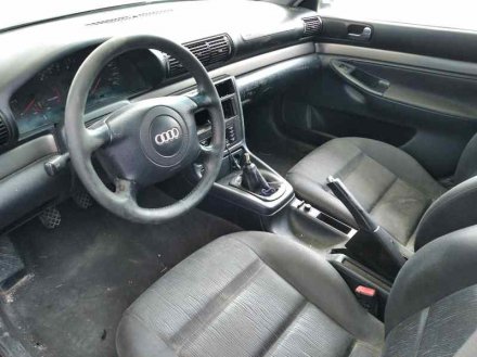 Vehiculo en el desguace: AUDI A4 BERLINA (B5) 1.9 TDI