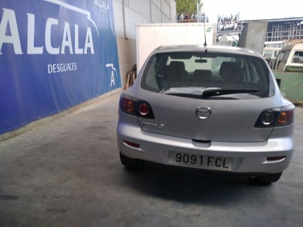 Vehiculo en el desguace: MAZDA 3 BERLINA (BK) 1.6 CRDT Active