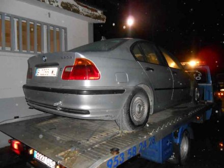 Vehiculo en el desguace: BMW SERIE 3 BERLINA (E46) 320d