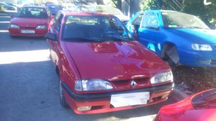 Vehiculo en el desguace: RENAULT 19 (B/C/L53) *