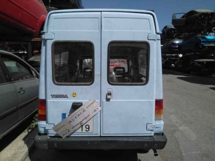 Vehiculo en el desguace: SEAT TERRA Furgoneta