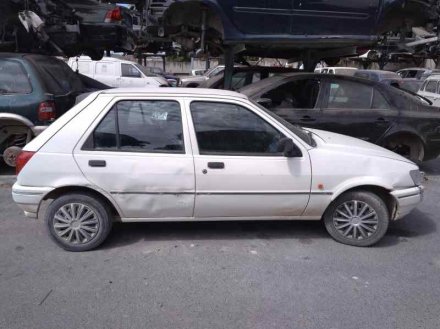 Vehiculo en el desguace: FORD FIESTA BERL./COURIER Si