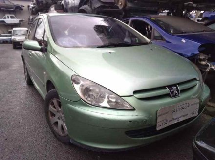 Vehiculo en el desguace: PEUGEOT 307 (S1) XS