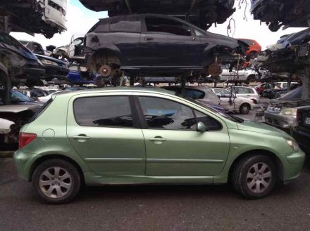 Vehiculo en el desguace: PEUGEOT 307 (S1) XS