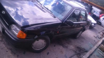 Vehiculo en el desguace: FORD ORION GL