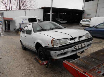 Vehiculo en el desguace: RENAULT 19 HATCHBACK (B/C53) B53705