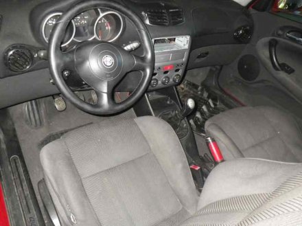 Vehiculo en el desguace: ALFA ROMEO 147 (190) 1.6 T.Spark Distinctive