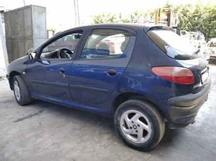 Vehiculo en el desguace: PEUGEOT 206 BERLINA XT