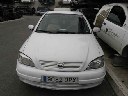Vehiculo en el desguace: OPEL ASTRA G BERLINA Club