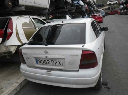 Vehiculo en el desguace: OPEL ASTRA G BERLINA Club