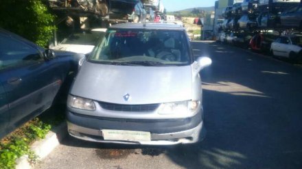 Vehiculo en el desguace: RENAULT ESPACE /GRAND ESPACE (JE0) 2.2 dT Grand Espace RT