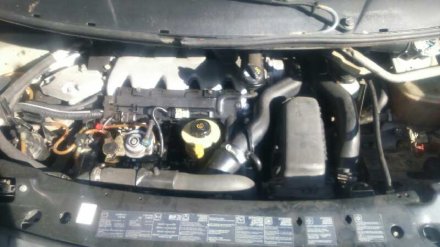 Vehiculo en el desguace: RENAULT ESPACE /GRAND ESPACE (JE0) 2.2 dT Grand Espace RT