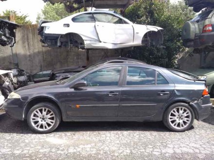 Vehiculo en el desguace: RENAULT LAGUNA II (BG0) Authentique