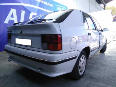 Vehiculo en el desguace: RENAULT 19 853705