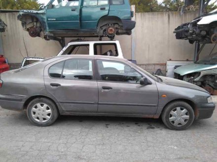 Vehiculo en el desguace: NISSAN PRIMERA BERLINA (P11) GX