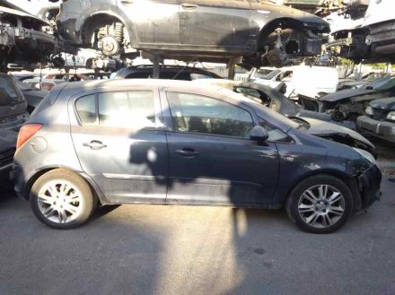 Vehiculo en el desguace: OPEL CORSA D Cosmo