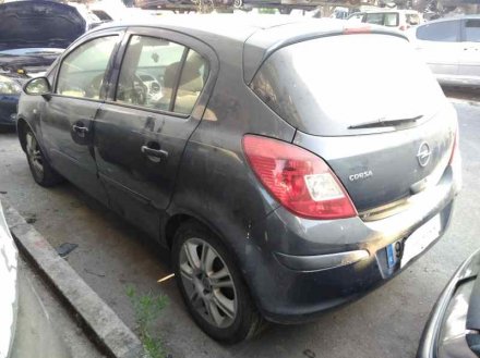 Vehiculo en el desguace: OPEL CORSA D Cosmo