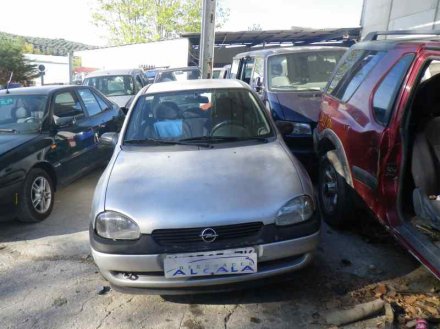 Vehiculo en el desguace: OPEL CORSA B Top (E)