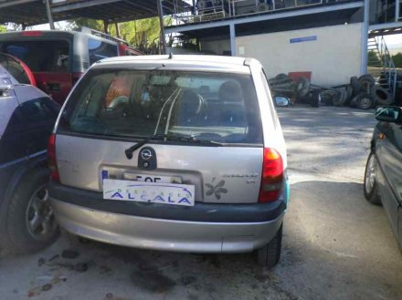 Vehiculo en el desguace: OPEL CORSA B Top (E)