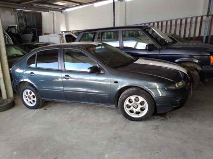 Vehiculo en el desguace: SEAT LEON (1M1) Signo