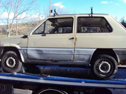 Vehiculo en el desguace: SEAT PANDA *