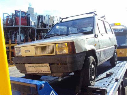 Vehiculo en el desguace: SEAT PANDA *