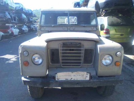 Vehiculo en el desguace: LAND ROVER SANTANA 109