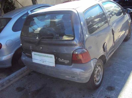 Vehiculo en el desguace: RENAULT TWINGO (CO6) 1.2 (C066/67/68)