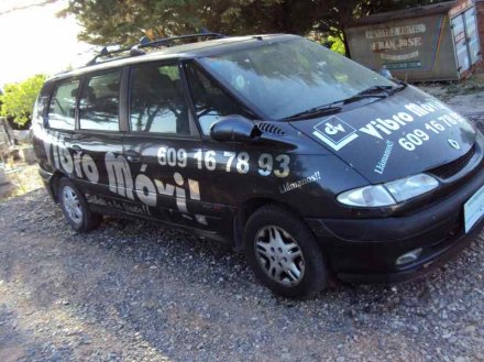 Vehiculo en el desguace: RENAULT ESPACE /GRAND ESPACE (JE0) 2.2 dT Grand Espace RT