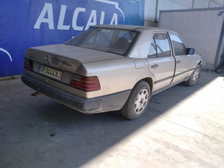 Vehiculo en el desguace: MERCEDES CLASE E (W124) FAMILIAR 3.0 Diesel CAT