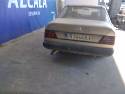 Vehiculo en el desguace: MERCEDES CLASE E (W124) FAMILIAR 3.0 Diesel CAT