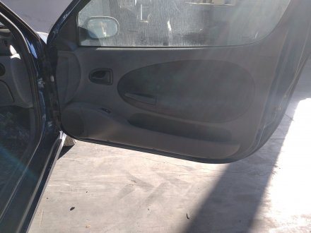 Vehiculo en el desguace: RENAULT MEGANE I COUPE FASE 2 (DA..) 1.6 16V